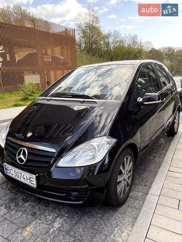 Mercedes-Benz A-Class 2012