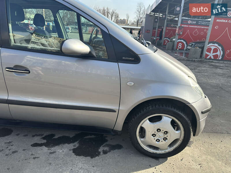 Хэтчбек Mercedes-Benz A-Class 2000 в Киеве