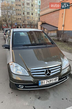 Хэтчбек Mercedes-Benz A-Class 2008 в 