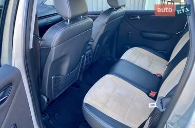 Хэтчбек Mercedes-Benz A-Class 2005 в 