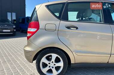 Хэтчбек Mercedes-Benz A-Class 2005 в 