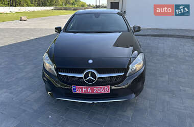 Хэтчбек Mercedes-Benz A-Class 2016 в 