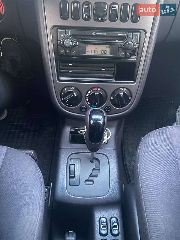 Хэтчбек Mercedes-Benz A-Class 2004 в Конотопе