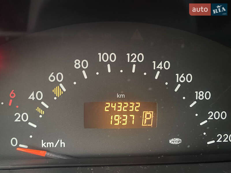 Хэтчбек Mercedes-Benz A-Class 2004 в Конотопе