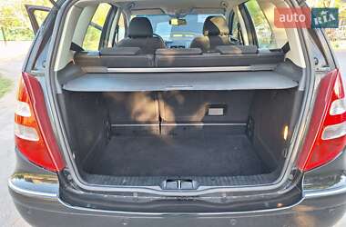 Хэтчбек Mercedes-Benz A-Class 2006 в 