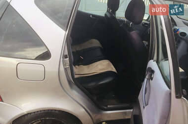 Хэтчбек Mercedes-Benz A-Class 2000 в 
