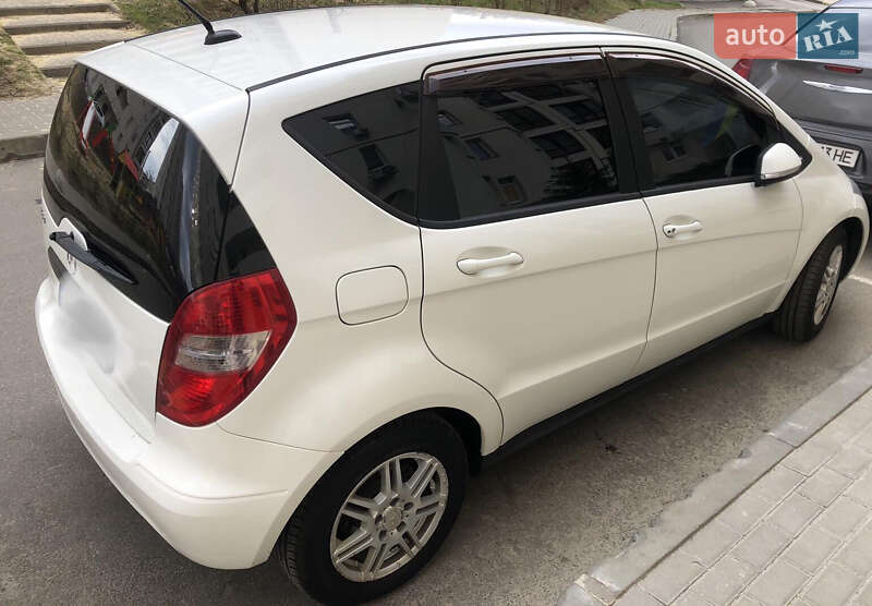 Хетчбек Mercedes-Benz A-Class 2011 в Харкові