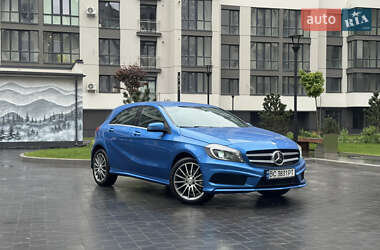 Хэтчбек Mercedes-Benz A-Class 2015 в 