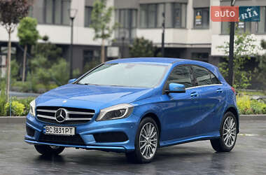 Хэтчбек Mercedes-Benz A-Class 2015 в 