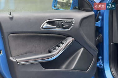 Хэтчбек Mercedes-Benz A-Class 2015 в 