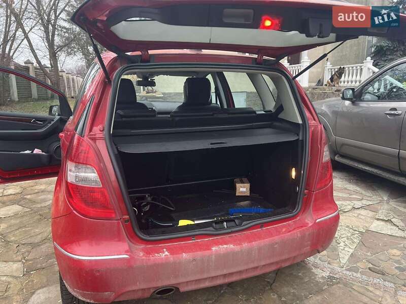 Хэтчбек Mercedes-Benz A-Class 2009 в Киеве