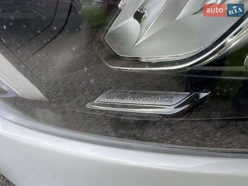 Седан Mercedes-Benz A-Class 2019 в Киеве