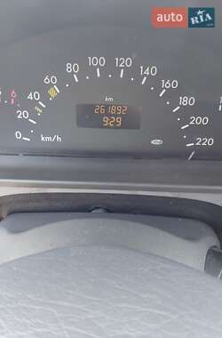 Хэтчбек Mercedes-Benz A-Class 2002 в 
