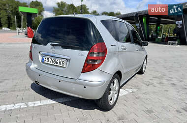 Хетчбек Mercedes-Benz A-Class 2005 в 