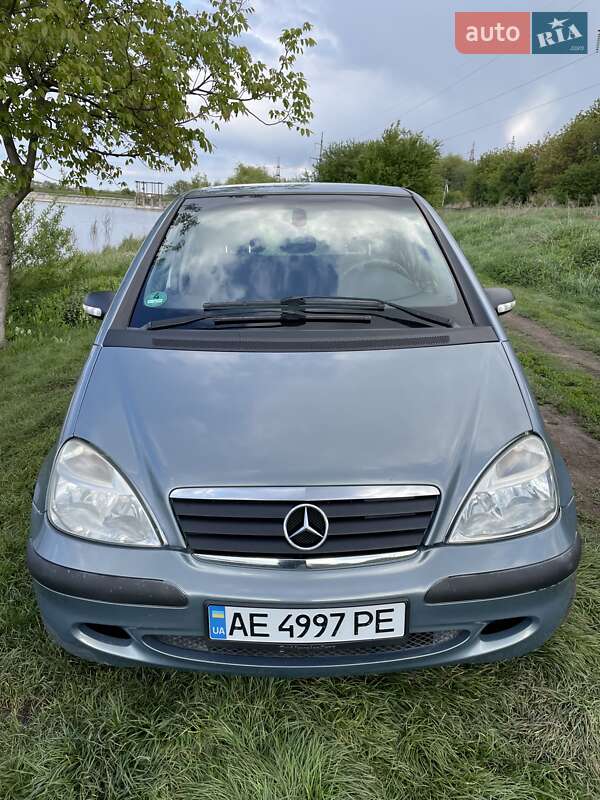 Хетчбек Mercedes-Benz A-Class 2004 в 