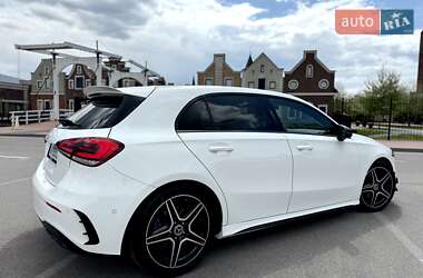 Хетчбек Mercedes-Benz A-Class 2018 в 