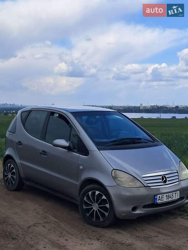 Хетчбек Mercedes-Benz A-Class 1999 в 