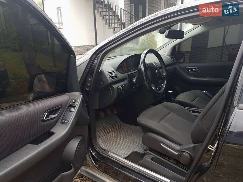 Хэтчбек Mercedes-Benz A-Class 2010 в Ивано-Франковске