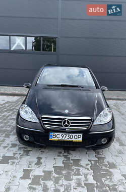 Хэтчбек Mercedes-Benz A-Class 2005 в 