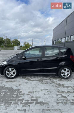 Хэтчбек Mercedes-Benz A-Class 2005 в 