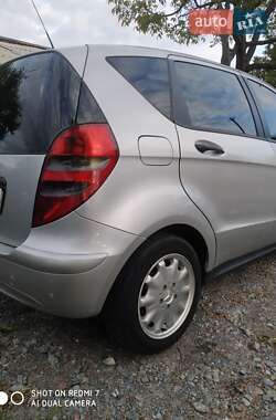 Хэтчбек Mercedes-Benz A-Class 2004 в 