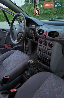 Хетчбек Mercedes-Benz A-Class 1999 в 