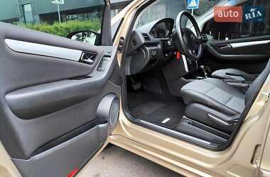 Хэтчбек Mercedes-Benz A-Class 2007 в 