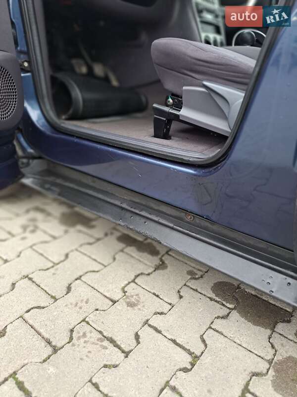 Хэтчбек Mercedes-Benz A-Class 2001 в Черновцах фото 9 Хэтчбек Mercedes-Benz A-Class 2001 в Черновцах