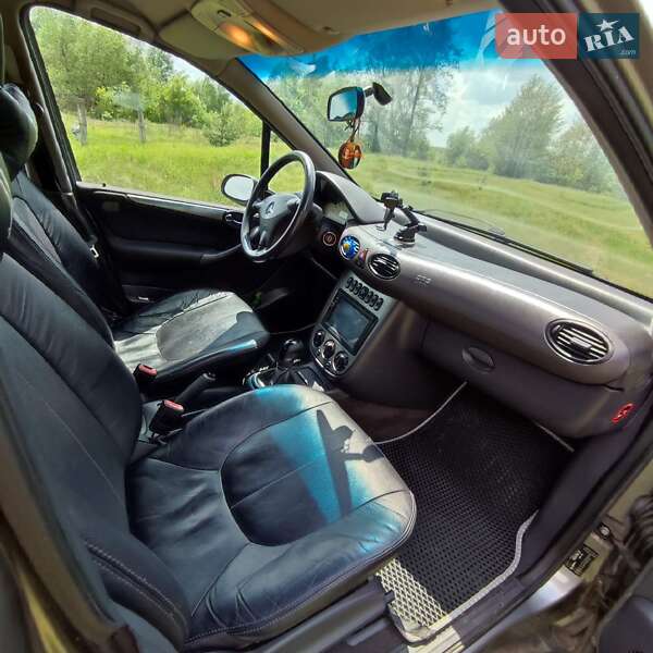 Хэтчбек Mercedes-Benz A-Class 2004 в Сумах