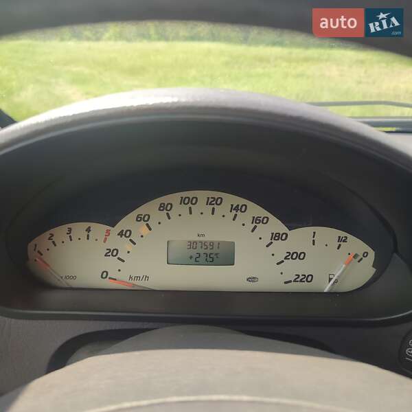 Хэтчбек Mercedes-Benz A-Class 2004 в Сумах