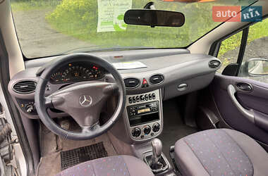 Хэтчбек Mercedes-Benz A-Class 2003 в 