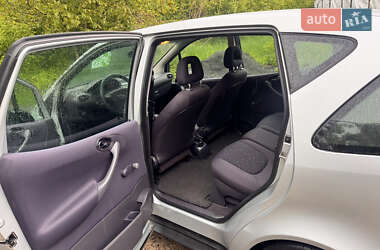 Хэтчбек Mercedes-Benz A-Class 2003 в 