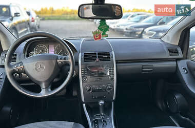 Хэтчбек Mercedes-Benz A-Class 2006 в 