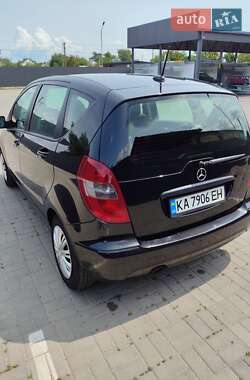 Хэтчбек Mercedes-Benz A-Class 2010 в 