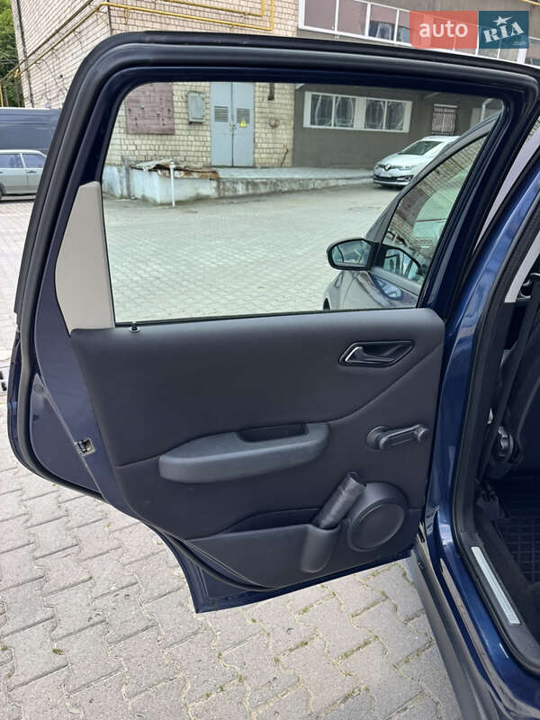 Хэтчбек Mercedes-Benz A-Class 2005 в Черновцах