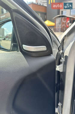 Хэтчбек Mercedes-Benz A-Class 2013 в 