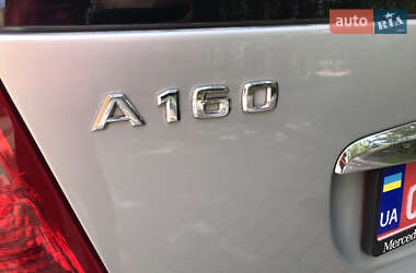 Хетчбек Mercedes-Benz A-Class 2010 в 