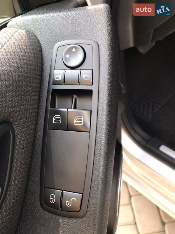 Хэтчбек Mercedes-Benz A-Class 2010 в Луцке