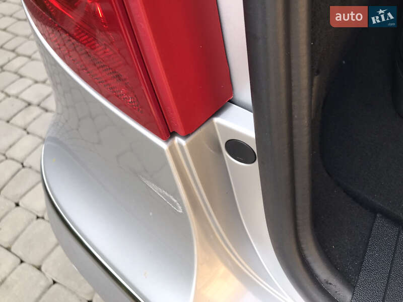Хэтчбек Mercedes-Benz A-Class 2010 в Луцке
