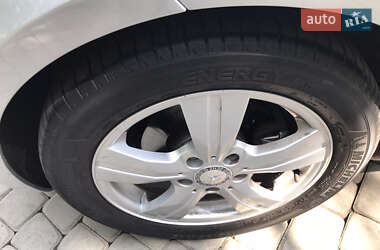 Хетчбек Mercedes-Benz A-Class 2010 в 