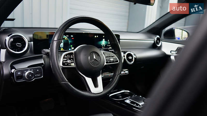 Седан Mercedes-Benz A-Class 2019 в Львове