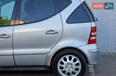 Хэтчбек Mercedes-Benz A-Class 2001 в 