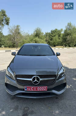 Хэтчбек Mercedes-Benz A-Class 2018 в 