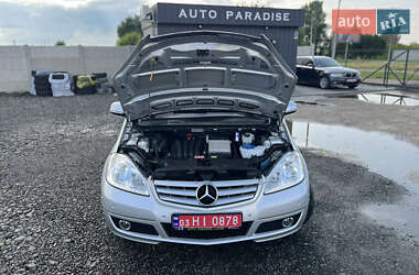 Хэтчбек Mercedes-Benz A-Class 2011 в 