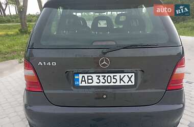 Хэтчбек Mercedes-Benz A-Class 2000 в 