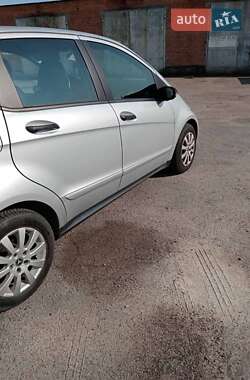 Хэтчбек Mercedes-Benz A-Class 2005 в 