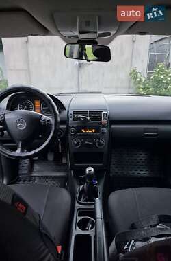Хэтчбек Mercedes-Benz A-Class 2004 в 