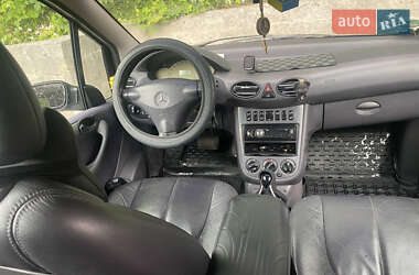 Хэтчбек Mercedes-Benz A-Class 2002 в 