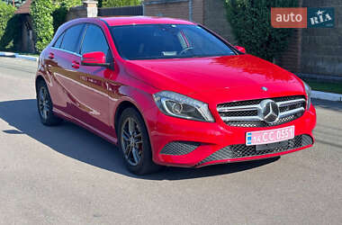 Хэтчбек Mercedes-Benz A-Class 2014 в 