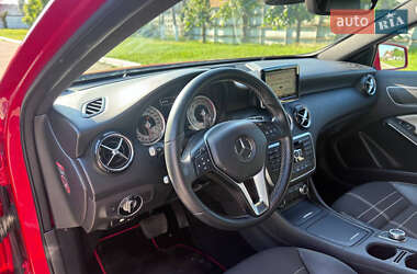 Хэтчбек Mercedes-Benz A-Class 2014 в 